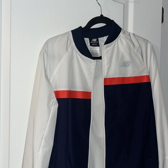 NEW BALANCE JACKET - Picture 2 of 5